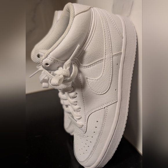 Nike Women's Court Vision Mid Sneakers Size 5.5 Like New MSRP $79.95 - Picture 9 of 11